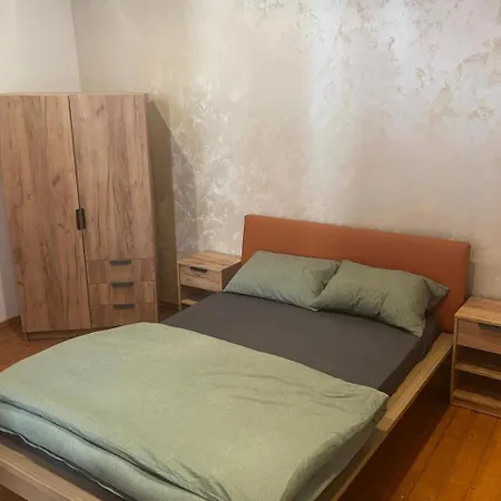 Square Apartament *